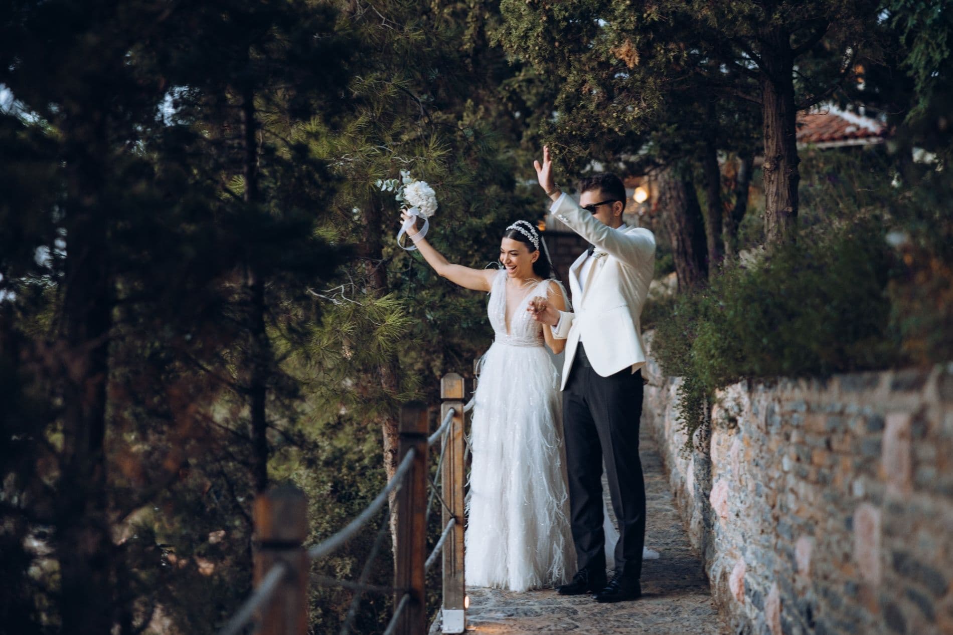 Sarah & Matthew - Photo 39