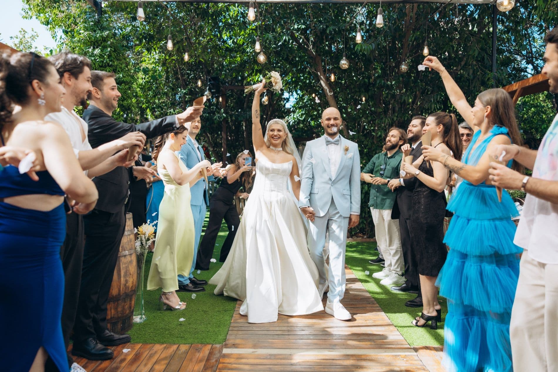 Sarah & Matthew - Photo 44