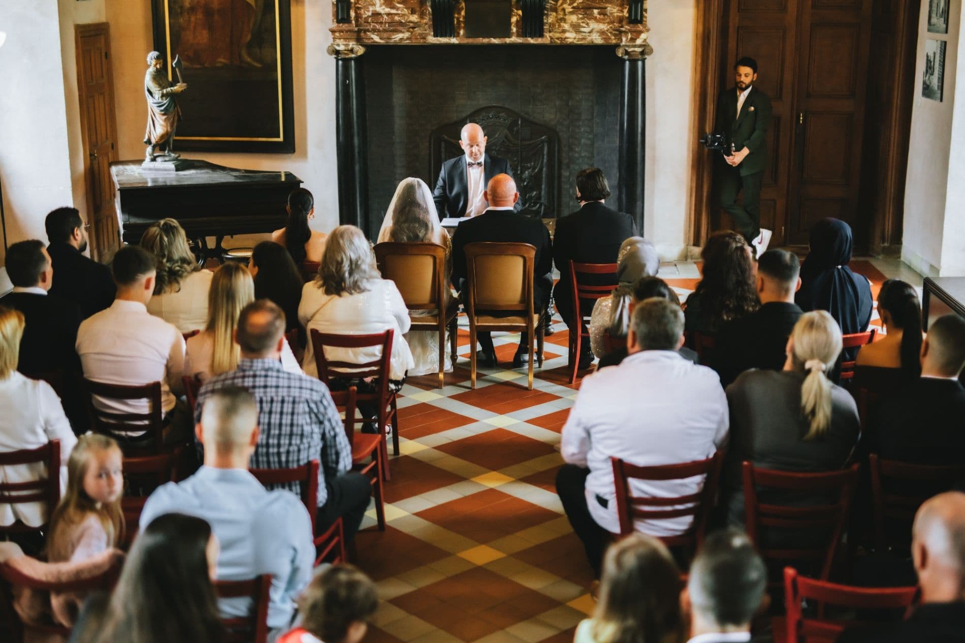 Sarah & Matthew - Photo 68