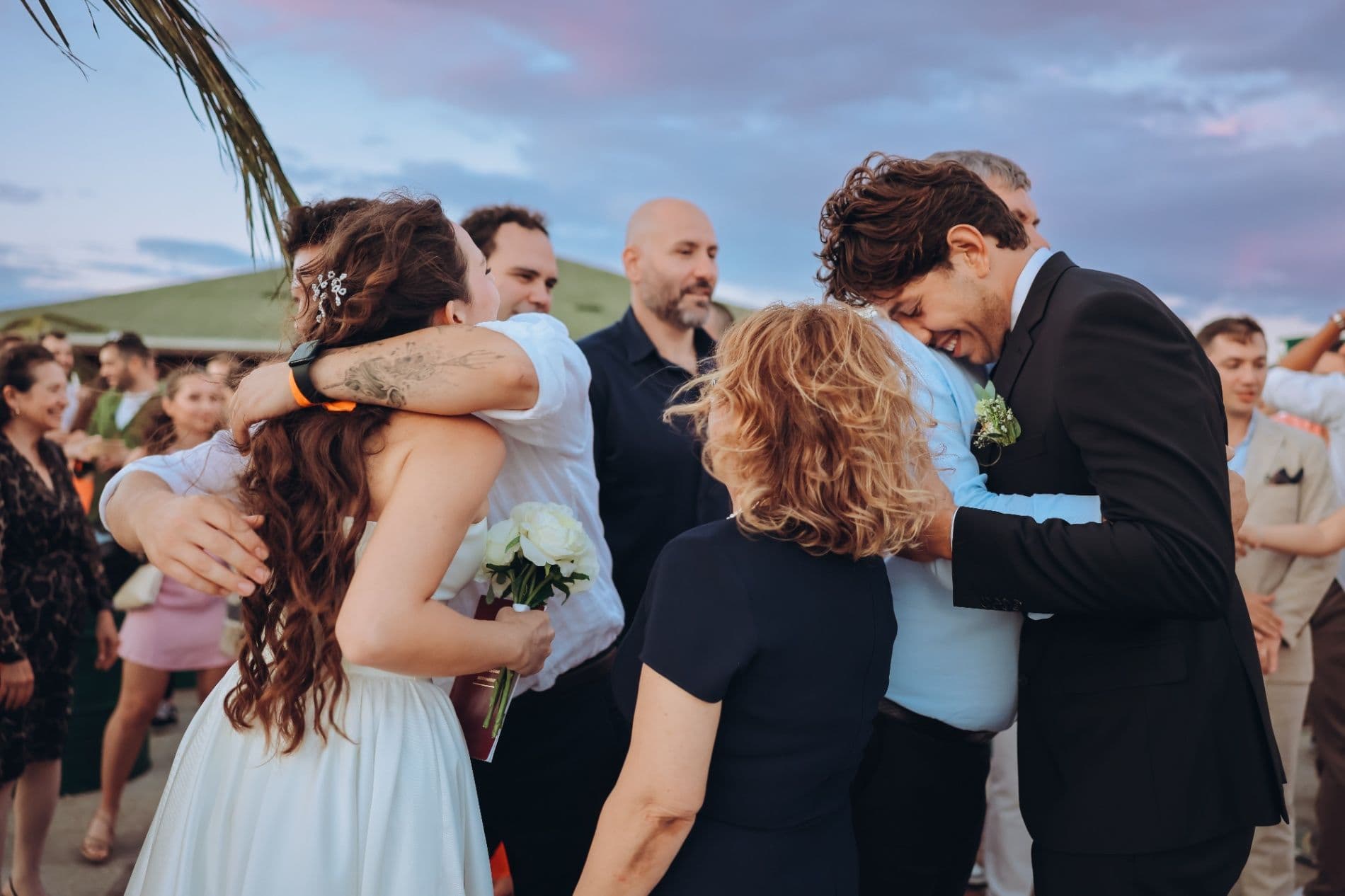 Sarah & Matthew - Photo 74