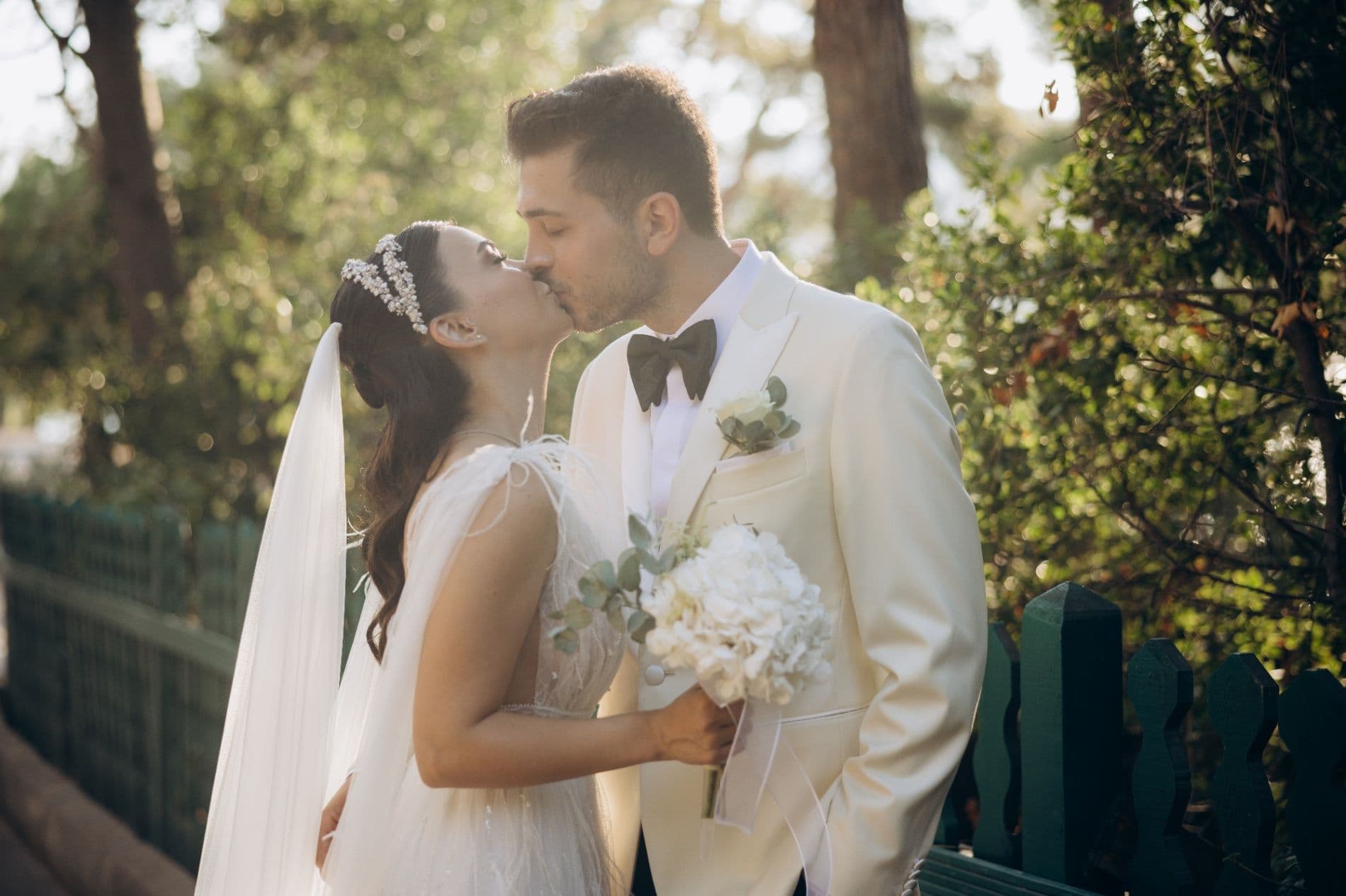Sarah & Matthew - Photo 80